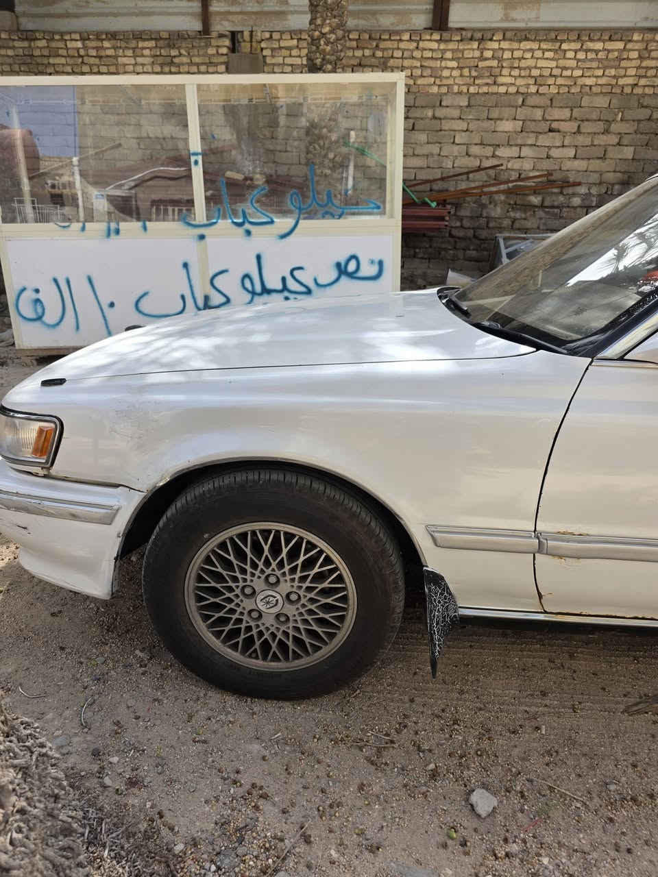 سيارة شيزر كصيف للبيع مكينة وكير في حالة جيدة تبريد شغال مكينة 2ونص ديلكو رقم انكليزي سنوية لل2027 باتري جديد زوج تايرات جدد  بسمي السيارة سعرها 39 وهذا رقمي***********
