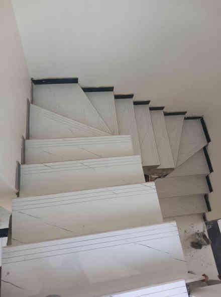 سلام عليكم خلفه سيراميك جداري وارضيات وهذا جزء من عملنا وحاليا متفرغ لتواصل هذا رقمي ***********
