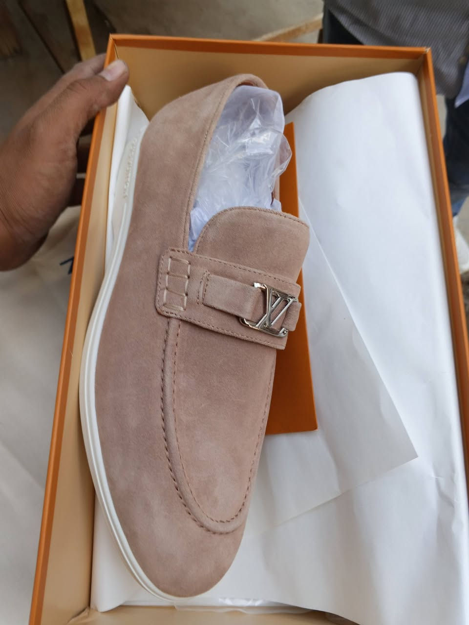 السلام عليكم عندي شلعه ماركات فقط صيفي بدي ماركات فول ماستر ايطالي وتركي سليبر احذيه جاكيت قمصله تراك بجامه بدي هوايه موديلات قويه مامصور الي يشلعهن كلهن سهله يتفضل خاص وبخدمته عنوان بغداد مال محل معزل كله ماركات مو شعبي ولا تجاري


**إذا كنت صاحب هذا الإعلان وتريد حذفه لأي سبب، رجاءا أرسل رسالة إلى الدعم الفني**