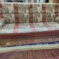 تخم مستعمل • قنفات 2 • كراسي 4