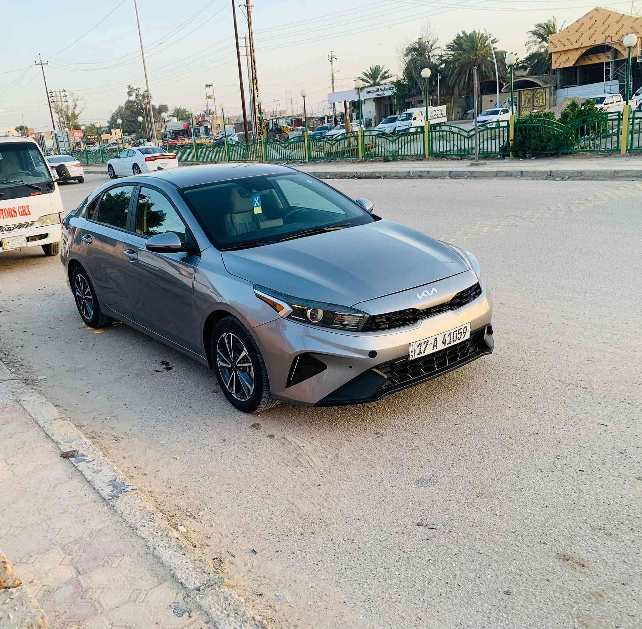 السلام عليكم ورحمة الله وبركاته
للبيع كيا فورتي موديل 2024 وارد أمريكي ظرر موضح بالصور 
بدون إرباك 
مرقمه معوقين 
السعر 140 $
للاستفسار 
***********
