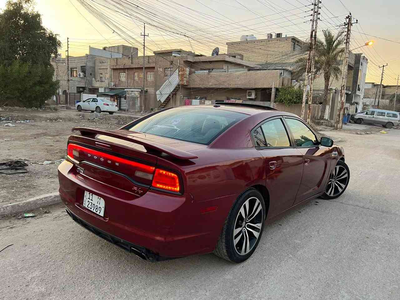 سلام عليكم بيع او مراوس 
دوج تشارجر 2014 مئوية 
فول الفول فتحة 
محرك 5700 V8 
رقم بغداد انگليزي 
حادث امريكا جاملغ امامي عكس السايق و بالعراق بيها مكانات صبغ اقل من الحزام بدون دواخل
بيها كزوز بوابات رعيد 
وبرمجة بوب كورن و كت اوف
 بيها نواقص بسيطة تنزل من سعرها 
ماشيه 100 الف ميل 
سعرها 133
ورقة و بيها مجال بسيط 
مكانها بغداد حي الجهاد 
***********
*********** بغداد, العراق
