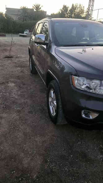 سلام عليكم جيب 2012 
باسمي بغداد 
قطع صبغ ابيع حزام 
بدون دواخل 
6 سلندر 
3 و600
لبيع أو مراوس حسب رغبة 
عنوان بغداد كرخ
مكلف بنشر
سعر135
***********
