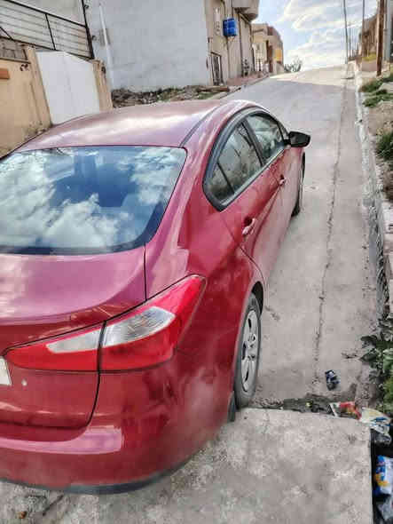 السلام عليكم 
سيراتو ٢٠١٤ خليجي بدون ضرر بدون صبغ ماشية ٢٢٠ محرك مامفتوح محرك كير شرط رقم نينوى الجديد 
السعر ١١٥ للأستفسار ***********
