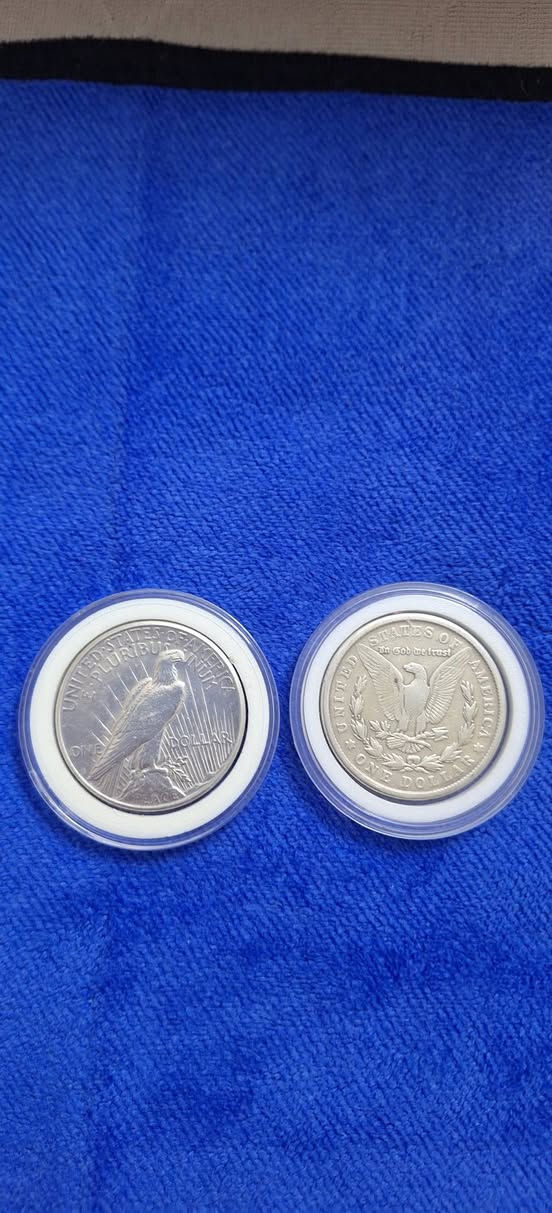 بيع مباشر القطعتين 150 دولار
قطعتين دولار امريكي فضة سنة 1921 وسنة 1923
وسعر القطعة 75 دولار


**إذا كنت صاحب هذا الإعلان وتريد حذفه لأي سبب، رجاءا أرسل رسالة إلى الدعم الفني**