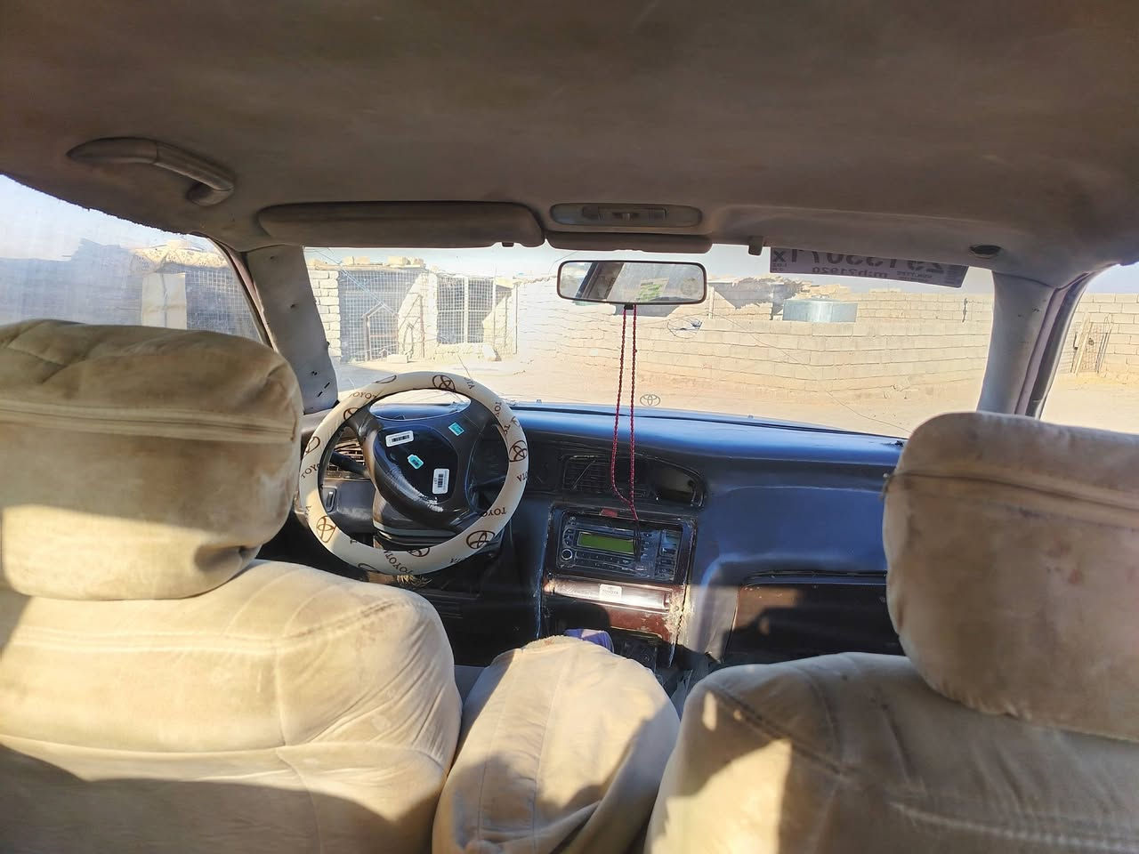 السلام عليكم بطه كراون للبيع مگصوصه تكم مصبوقه عام داخله نضيف كهربائيات شغاله گير ومحرك 300 اتصل *********** السعر 40 وبيه مجال
