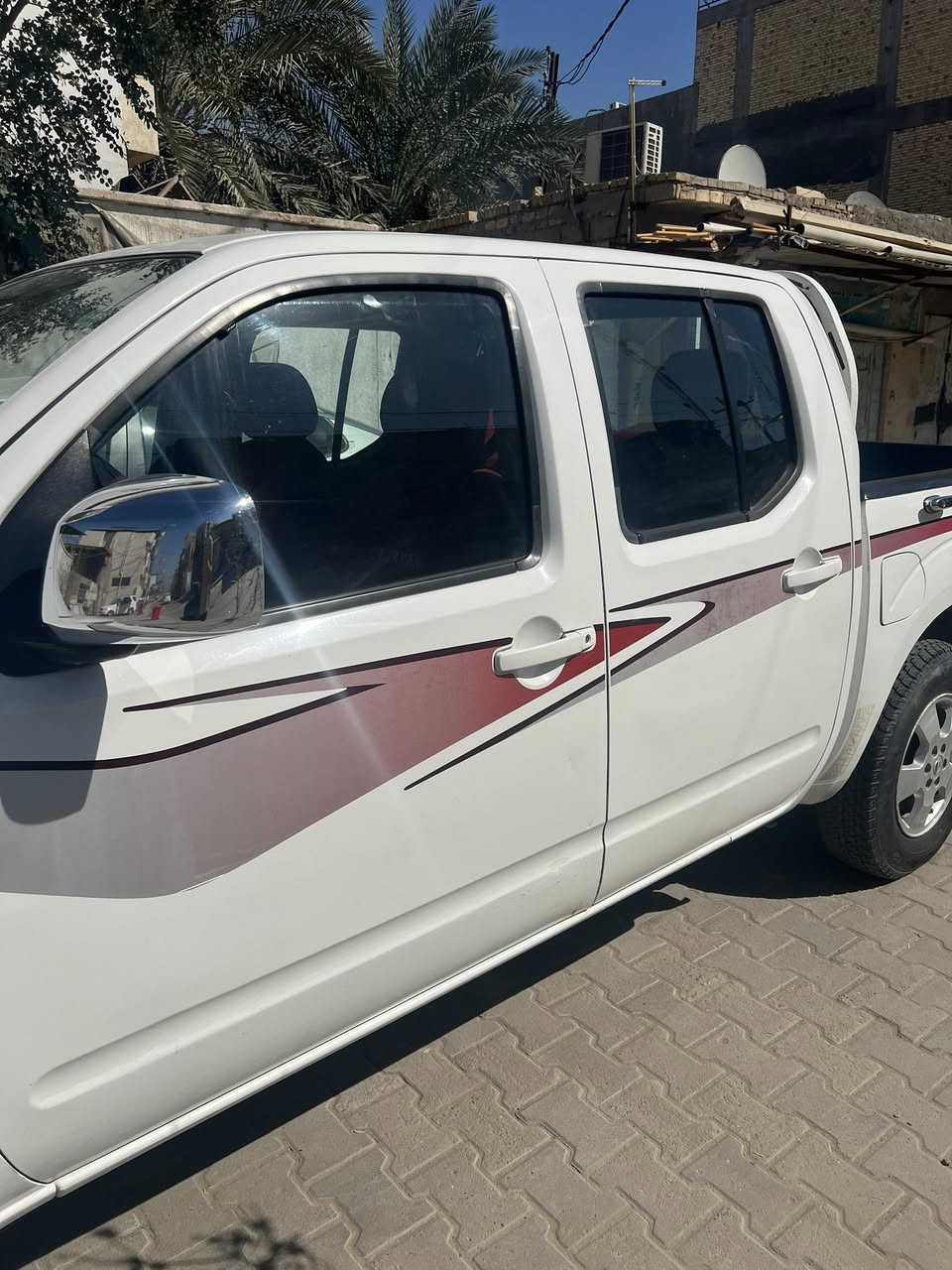 نيسان نيفاره مديل 2014
كير اوتماتيك رقم أربيل 
تخم تاير 
تبريد تتفه 
محرك مجفت 
سنويه مجدد 2030 
هزه جديده 
سعر 120 بيه مجال قليل 
***********￼
