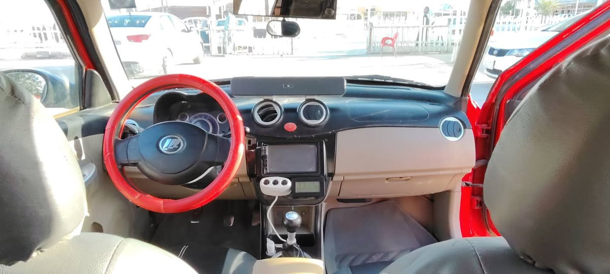 السلام عليكم
ليفان 320 للبيع
موديل2013 مكينه كير  
حداديه وادامة وتخم تاير جديد 
رقم قادسيه بسمي سنويه ل 30 السعر 36 وبيها مجال 
مكان السياره النجف الاشرف  
رقم ***********
