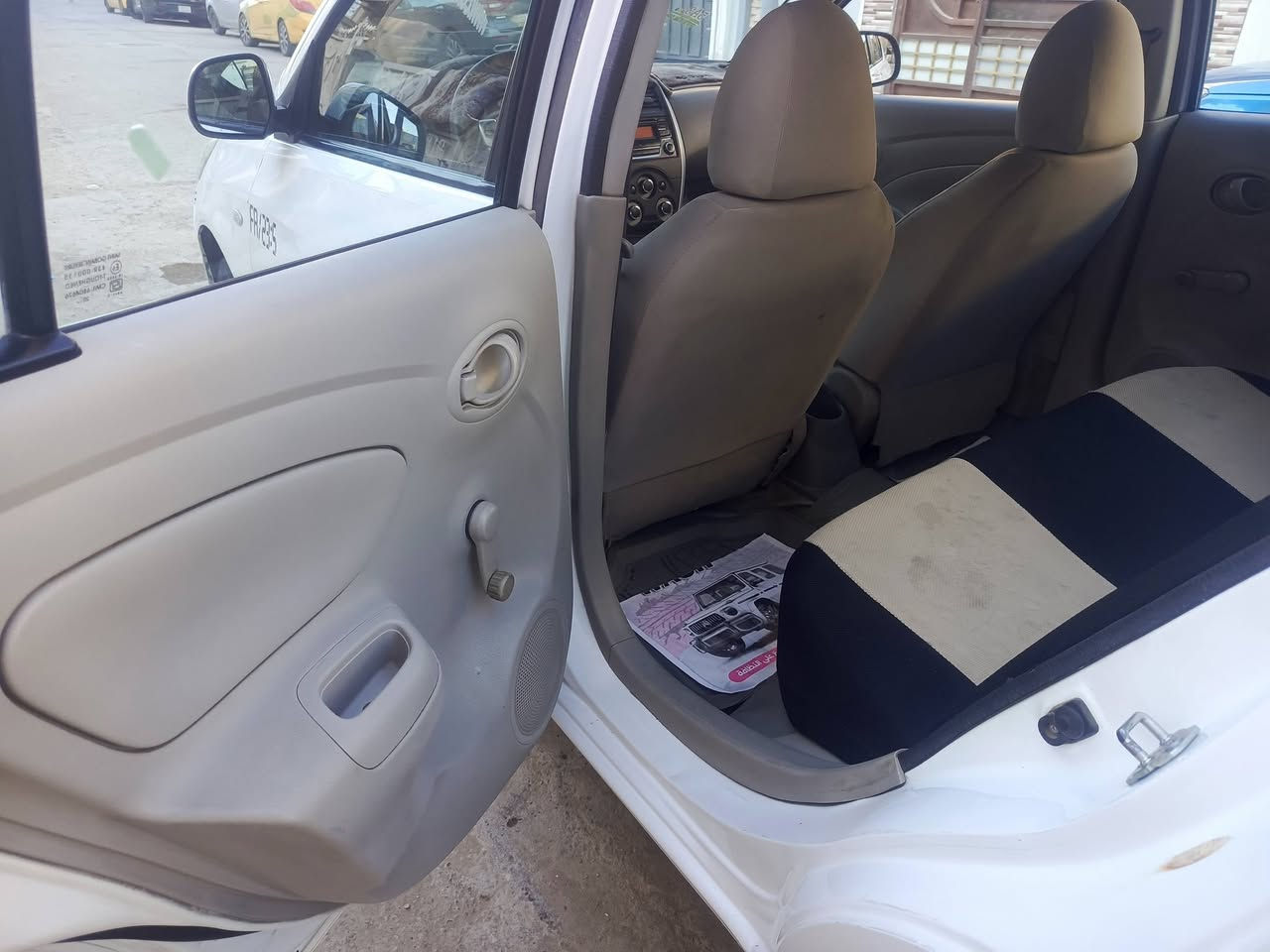 السلام عليكم من رخصه الادمن نيسان سني هندي بليته زركه بيع فقط شرط التحويل موديل ٢٠٢١ مبدل جاملغ سايق بدون وصبغ شويه بلباب اثر خطه بسيطه  بدون دواخل صفاحها كلش حلوه لارصعات ولاشخوط ولابارد كير مكينه تبريد تدفئه كفاله
كلشي بيها جاهز رقم بغداد تحويل مباشر مكانها بغداد الدوره السعر ١٠٢ بيها مجال للشراي  للاستفسار اكثر الاتصال علرقم ***********
