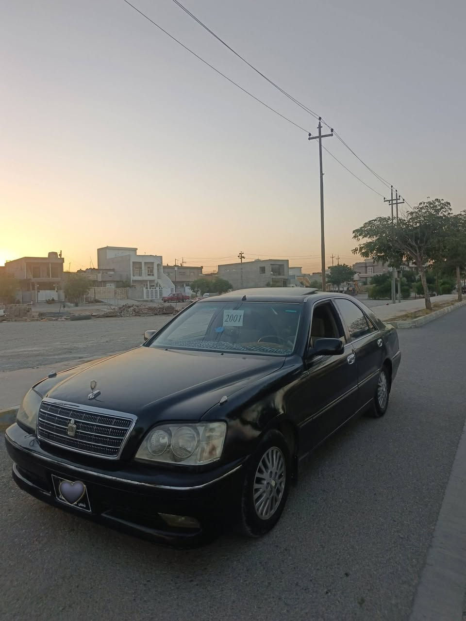 مەلیکە D4گەورە مۆدیل 2001 سلاید  بڕاوەی بەتامی ساغ تا پێت نەڵێم بڕاوەیە نازانیت پێش عیون دوا کریستاڵ  تەبرید ساردوگەرم  بەشەرت دودوگمەی دوکوشن کارەبا
سوکان کارەبای شاسی و سەقف بەشەرت چوار تایەی لۆکم بۆ کڕیوە تاقم پێشی کامل گۆڕیوە پاتری لۆکم بۆ بەستوە زۆر توندوتۆڵە سەیارەکە بێ مەسرەفە کۆدی بەناو خۆمەوەیە شوێن سمود کەلار *********** 
سعری 37گڵاو تۆزێک مەجالی تیایە بەس فرۆشتنە
