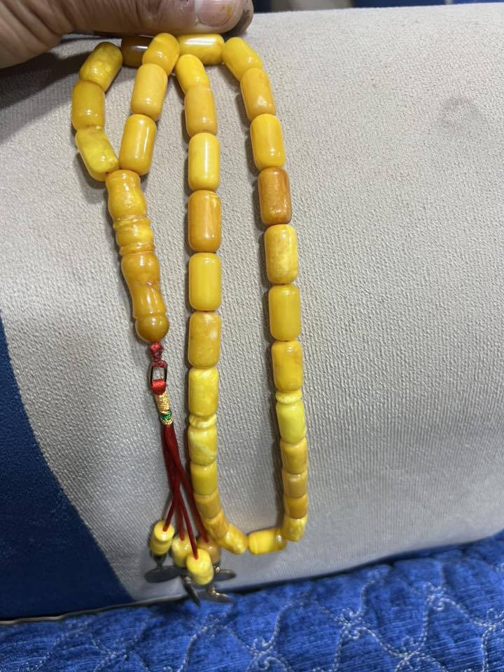 للبيع كهرب بولندي قديم بس الشاهد مصلح الوزن 50 من غير الحبات الي بالكركوشه قياس الحبه الطول 18 والعرض 10 ونص السعر خاص


**إذا كنت صاحب هذا الإعلان وتريد حذفه لأي سبب، رجاءا أرسل رسالة إلى الدعم الفني**