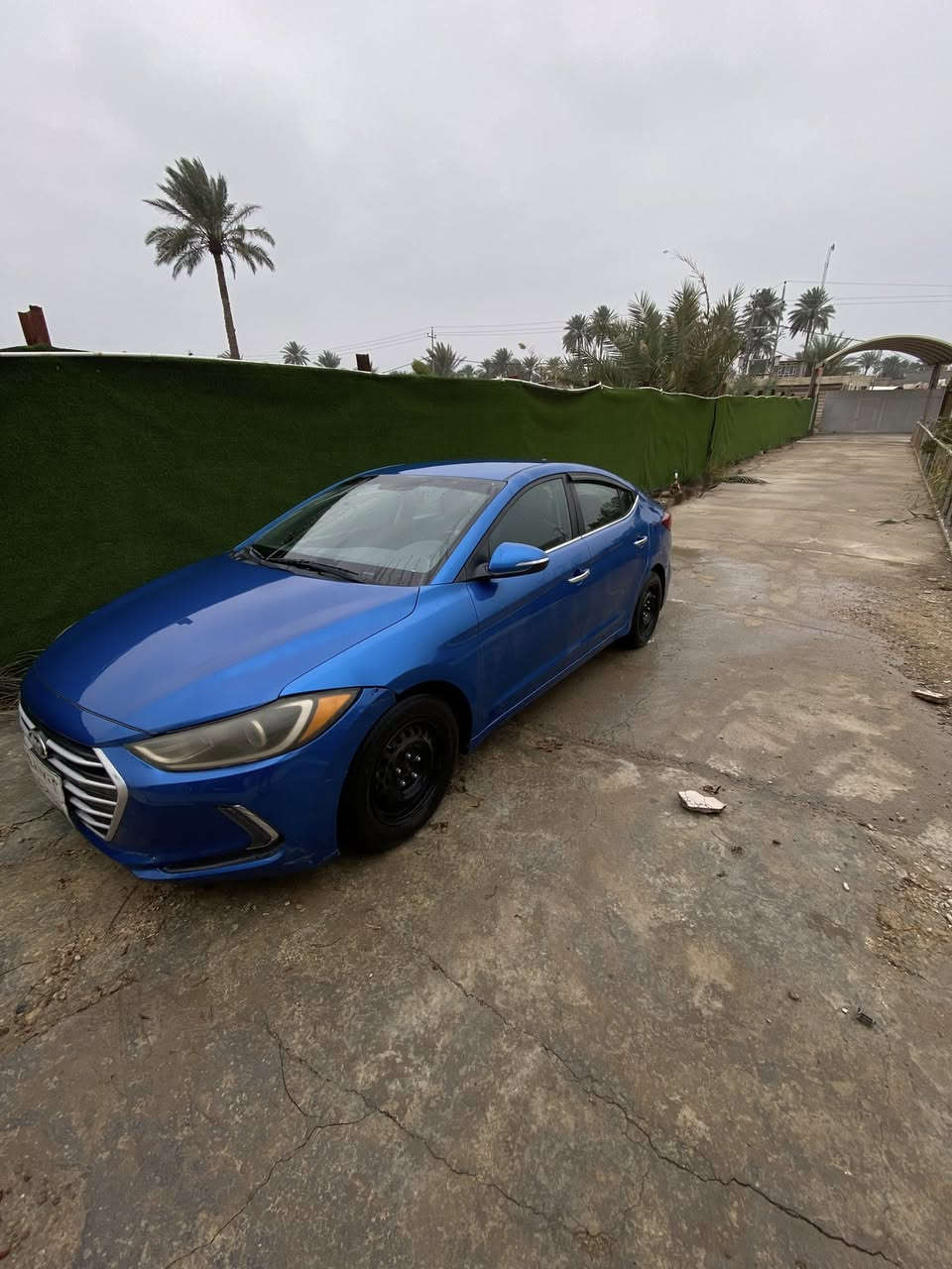 السلام عليكم الانترا ٢٠١٧السياره فول عده الفتحه مكينه كير حداديه تبريد جاهز وكفاله رقم اربيل تحويل او وكاله جاهز حادثه فقط بنيد وب عراق دور  خلفي بس وكله ليبل واحد رايده ب١٠٦بيه مجال بصيط مكاني حله ***********
