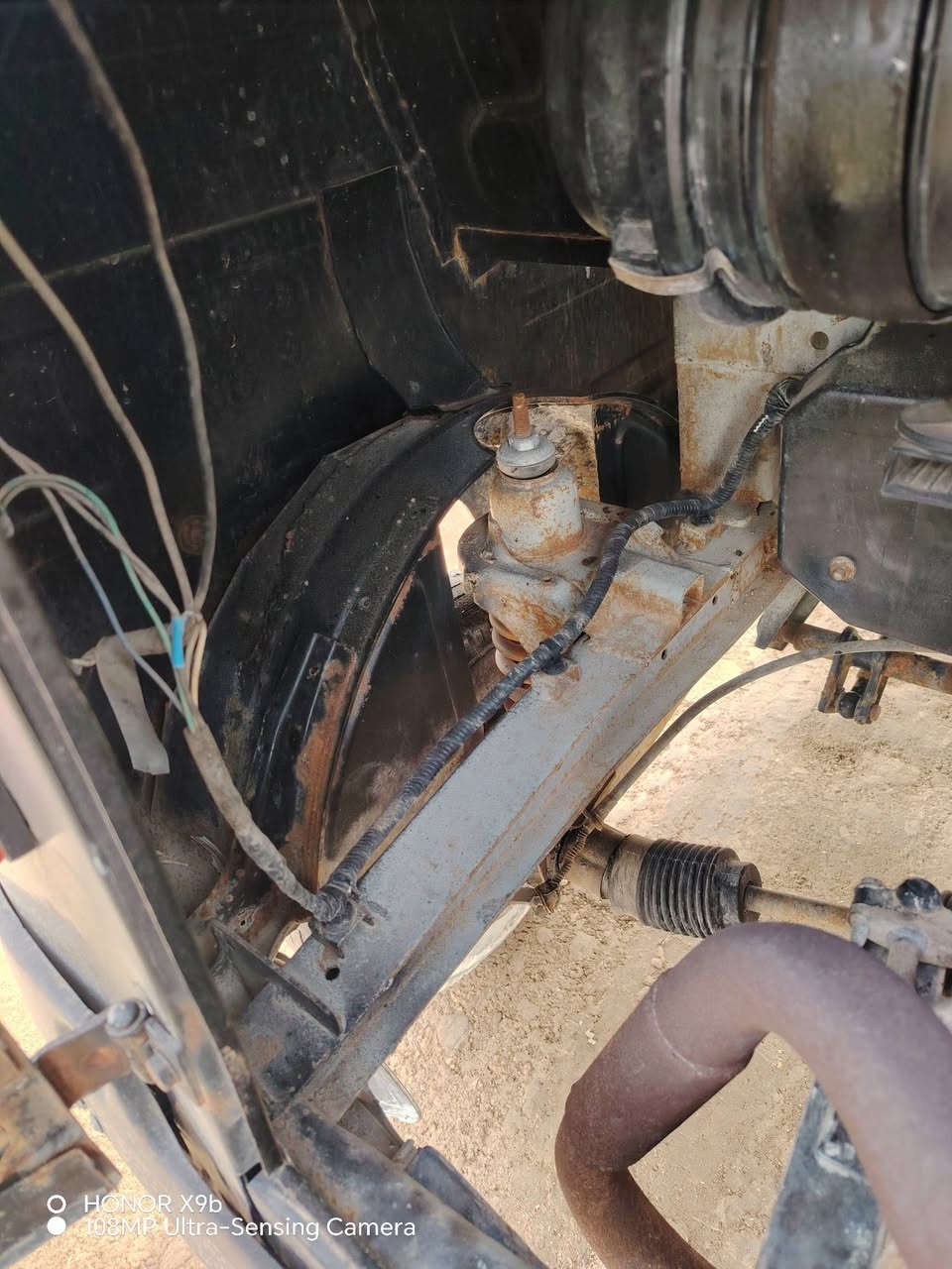 السلام عليكم تكتك للبيع موديل 16 شهر 11 محسوبه على 17 رقم او سنويه بسمي تكتك نضيفه جاهزه لشغل بيه باتري جديد او جادر جديد
السعر 3،800 او بيه مجال قليل  مداور بنفس اليوم
رقم او سنويه ستوني مستلمهن للستفسار على الرقم *********** ما متواجد خاص
