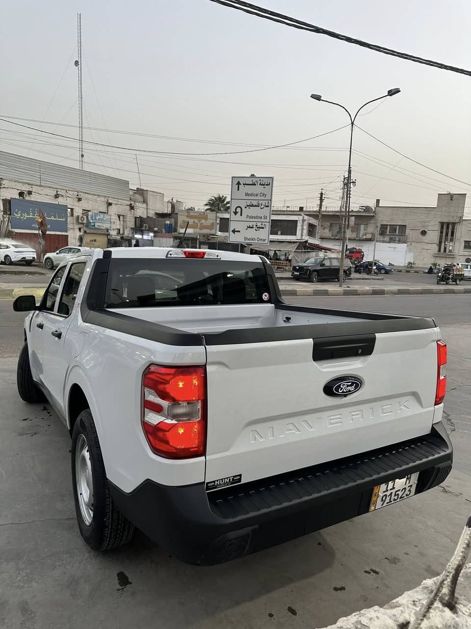 السلام عليكم فورد مافريك 2025 هايبرد للبيع حادثها خفيف جداً موجود بالصور مابيها صبغ وتبديل
موصفات XL 
محرك 2500
ماشية 5000
مكاني بغداد العطيفية 
سعرها 200$ 
*********** موجود واتساب
