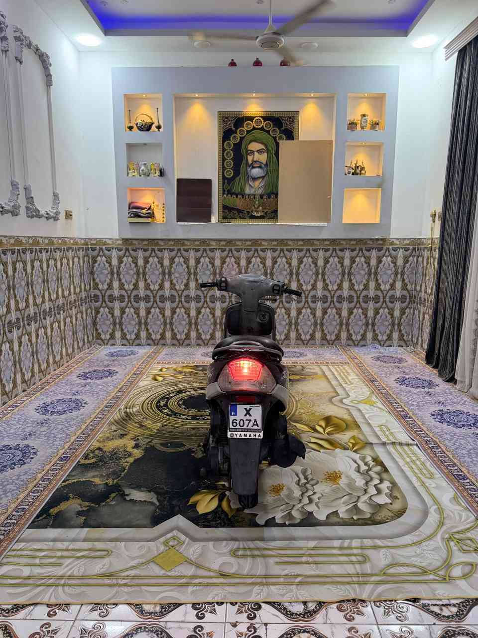 للبيع ماكس ياباني حاويه جديده وجاهزه مال جناي تاخذه تدعيلي سلف هندر كهربائيات مكينه بوشه بلاد 49 جاهزه من كلشي السعر 690 وبيه مجال رقم الهاتف ***********مكان بصره
