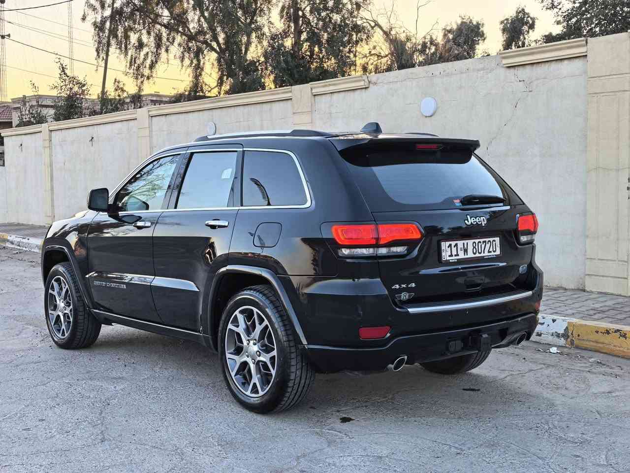 سلام عليكم
عيدكم مبارك وكل عام وانتم بخير
للبيع جيب 2020 اوفرلاند وارد امريكي
محرك 3600 سته سلندر كير 8 نمر 
ماشيه توهه 35000 الف قابل للزياده 
فول للاخير بصمه تشغيل دشبول جلد وخياط 
جلد كراسي كهرباء تدفئة وتبريد وكراسي خلفيه تدفئة
بانوراما جنطه كهرباء شاشه جبيره كار بلي
سستم صوت الباين 12 سماعه دمام خلفي 
فورويل جكات 3 طكات تصعد وتنزل ماوس تحكم   كامره حساس خلفي اوتو بريك خلفي رادار بالمري مري شفط 3 مرايات تعتيم تلقائي وهيتر  لايتات زنون هوكات نيكل
هوك خلفي  امامي سياره مابيه اي نقص حادث قبق جنطه مبدل بلادي نفس اللون وبيه بارد بالجاملغ الخلفي بدون صبغ بدون ايرباك بيه تعديل بالحوض مكان الحادث  تخم تاير جديد رقم وهزه جديد مكاني بغداد للاتصال *********** اخوان سعر خاص او تفضل واتس اب
اذا تعجبك اترك كلمة طيبه سياره حلوة وجاهزه ومابيه نقص معروفه خواته بيش ومعروف الخليجي بيش
