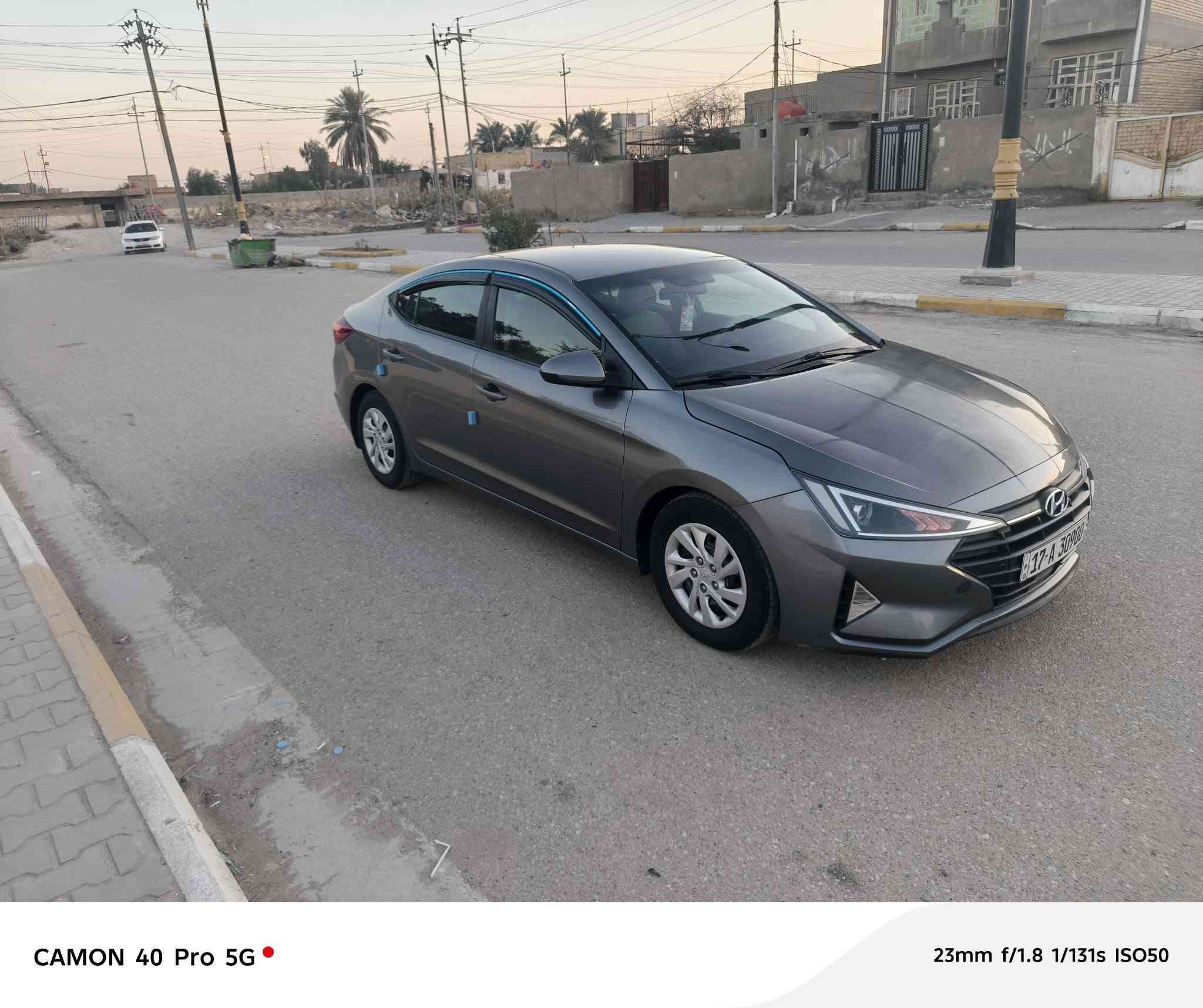 سلام عليكم 
النترا امريكي موديل ١٩
بدون تبديل ليبل واحد
سياره جديده جاهزه من كلشي
صور حادثهه يمك بصوره مبين خشم البنيد فقط مصلح نفسه
مكينه ٢٠٠٠ كير ٦نمر المرغوب
تحويل مباشر رقم دولي جديد
مكان سياره رميثه 
السعر ١٢٨ وبيهه مجال***********
