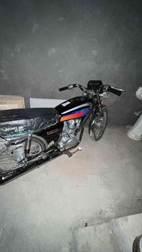 للبيع موديل ٢٠٢٦السعر ٧٠٠وبيه مجال07829693000