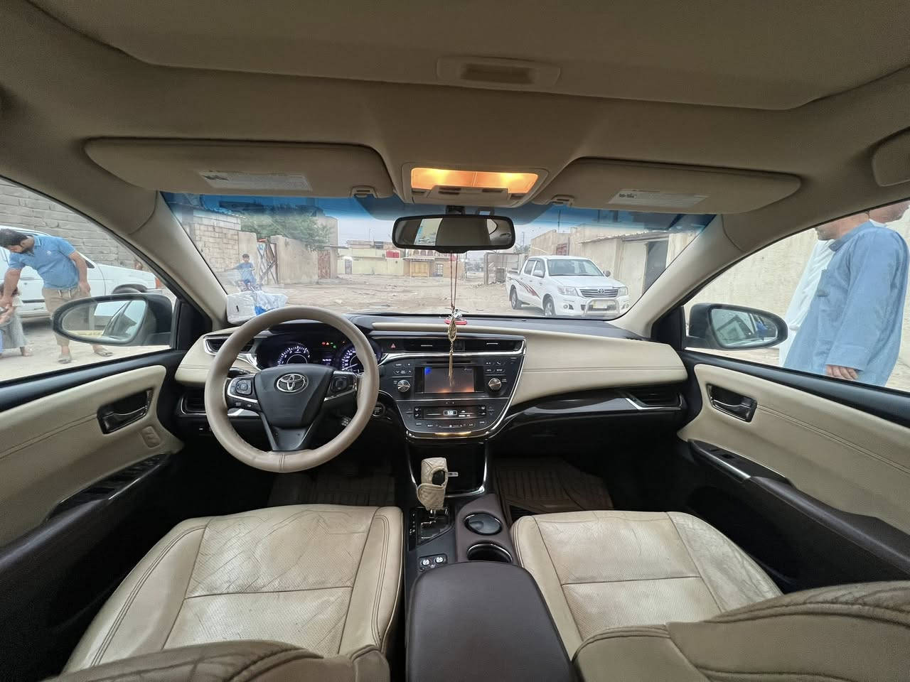 السلام عليكم افلون 13 خليجي  مكفوله اسعر 225 بيها مجال.  البصره الزبير***********
