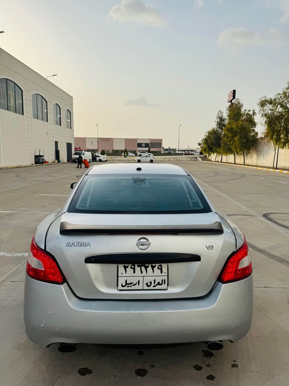 Nissan maxima
مۆدیل ٢٠١١ 
فول فول قەپات مواسەفات 
٣ بەسمە 
دەبڵ گێر تۆماتیک عادی سپۆرت گێر شەفت 
تەبرید سارد گەرم دەبڵ ڤانە کوشن سارد گەرم 
کوشن جلد کارەبای خەزن میمۆری 
سوکان ڤۆلیۆم تحدید سرعە سوکان خەزن هیتەر 
شاشە گەورە ماپ گیپی ئێس ٦ سیدی بلوتوز دیڤیدی کامیرە 
سلایت پەردە بیلاد کارەبای هەر چوار دەوری حاسە تراکشن 
٤ جام ئاوێنە ئۆتۆ ئاوێنە شەفت ئیشارە 
دەبڵ گزۆز باڵ تاخم تایەی خاوێنە 
سەیارەیەکی جوان و خاوێنە گێر و مەکینە و کارەبایەتی مەزبوتە نرخی ٧٠ وەرەقەیە و کەمێک مەجال ١٢ وەرەقەی غرامە لەسەرە لە سعری دێتە خوارێ 
وەک بۆیاخ بە کامل بۆیاخ دەیفرۆشم بەس براوە بەشەرت
ناونیشان هەولێر 
ژم*********** أربيل, العراق
