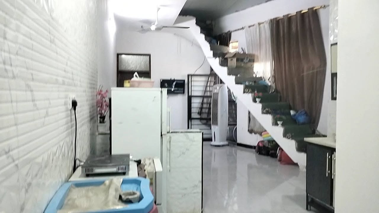 دار سكن للبيع زراعي سند 25 للبيع في حي المتنبي خلف بيت الشيخ معد المساحه ١٠٠م للاستفسار الاتصال على الرقم ***********
