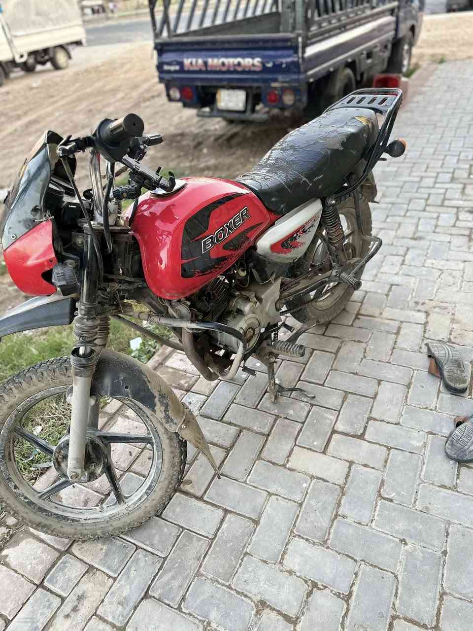 بوكسر لبيع موديل 21 جانت شغاله و طفت و ما اعرف شنو سبب البارحه طفت. ابيع عله هاي الوضعيه 350 الف رقم ***********
