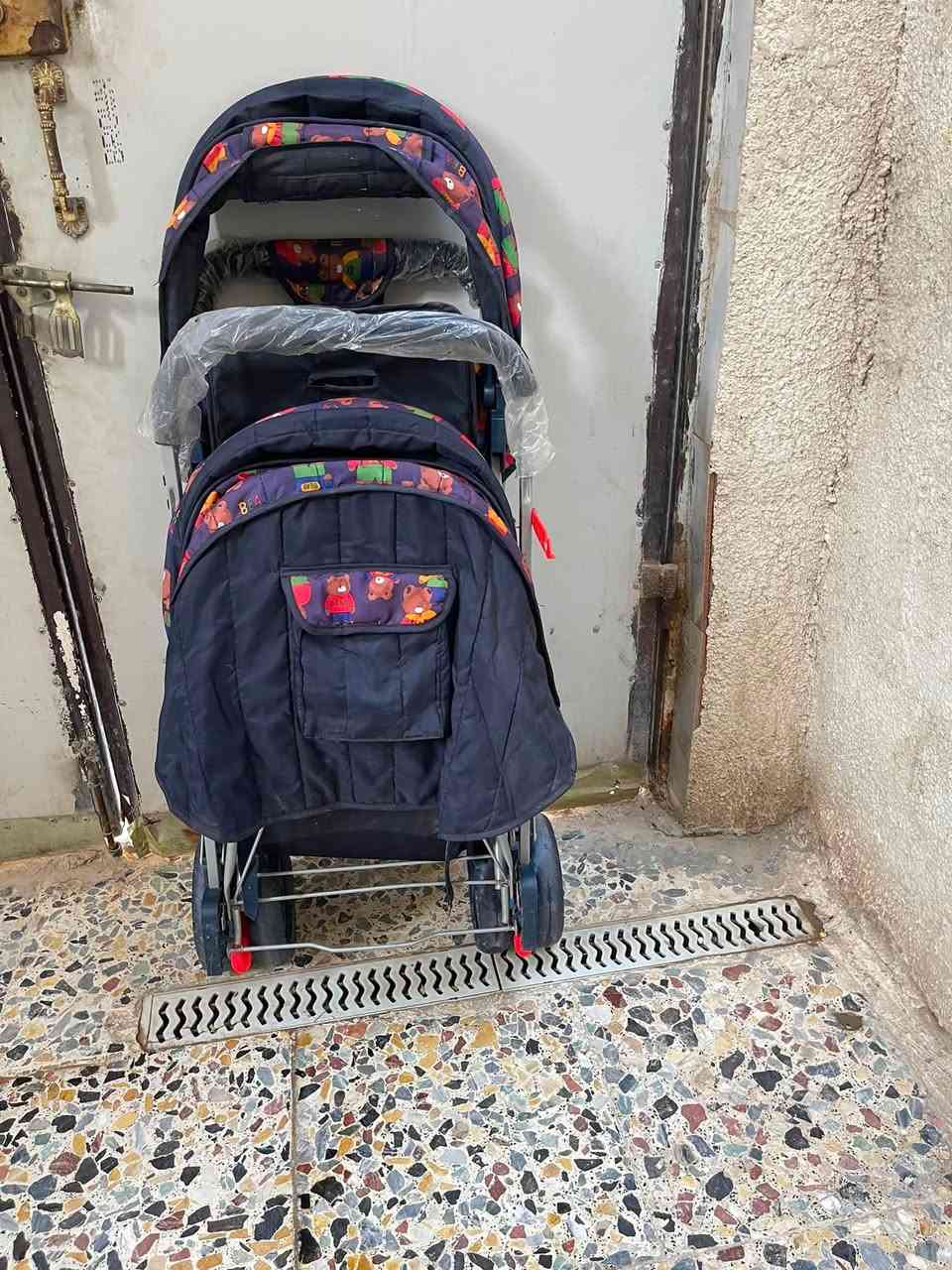 سلام عليكم عربانه أطفال نفرين أخت جديد
المكان بغداد الشعب 

*********** 

السعر 100 مجال بسيط
