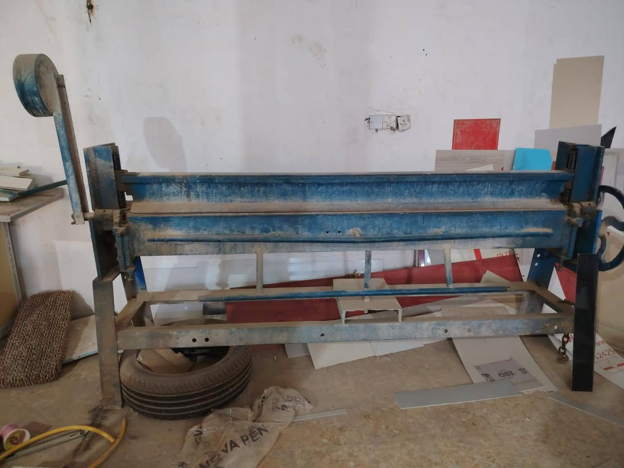 معواجه مترين 700
النجف /,كوفة
***********
