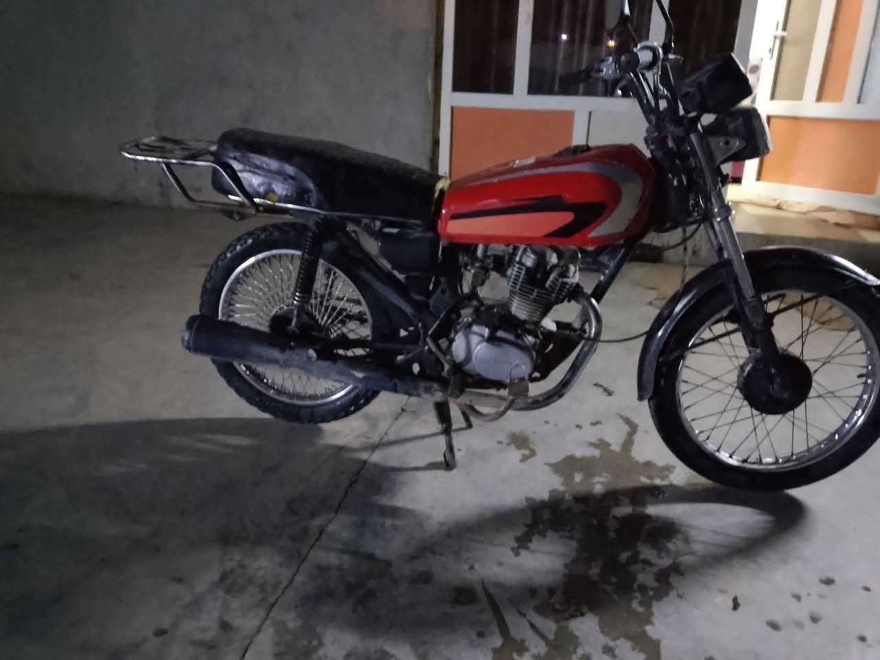 دراجه البيع سعر 190 بيه مجال موديل 2015 مروس هم عادي محرك بيه صوت مااعرف شنو هذا  ‏‪***********‬‏
