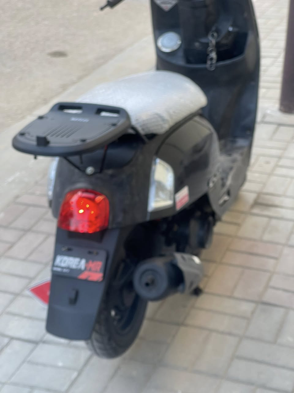 السلام عليكم دراجه ماكس بوليس للبيع دراجه جديده ونضيفه كامله كل نقص مابيه نكره سلف دراجه مفتوحه مره وحده *********** مكاني كربلاء السعر 550 وبيه مجال
