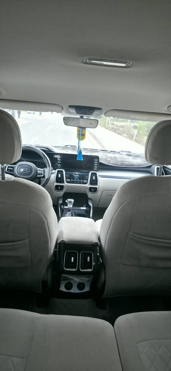 السلام عليكم سورنتو 21 خليجي رقم بغداد 
فول عدا البانوراما 

بصمه 

تشغيل عن بعد

جنطه كهرباء 

كراسي كهرباء 

بردات خلفيه 

تحكامات 

شفتات استيرن 

6 سلندر 

7 راكب 

3 قطع تبريد 

ماشيه 54

مكان صلاح الدين قضاء بلد***********
