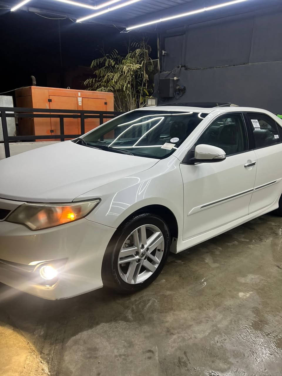 السلام عليكم
كامري 2013 خليجي شركة ساز فول مواصفات ماشية 200 الف مكفولة كفالة عامة من الصبغ والتبديل 
شرط بس كازكيت وما مفتوحة المكينة من جوة 
السيارة بصمة بلاد 
كشن جلد كهرباء 
وشاشة جبيرة وباقي مواصفات الفول معروفة 
والسعر 170 وبي مجال بسيط رقمها اربيل سنوية وهزة جديدة 
صدر جديد نوزلات وتخم بلكات جدد أصليات وتخم تايرات جدد وزنون عالي ناصي تخم كامل اصلي وباتري جديد 
السعر 170 وبي مجال بسيط


**إذا كنت صاحب هذا الإعلان وتريد حذفه لأي سبب، رجاءا أرسل رسالة إلى الدعم الفني**