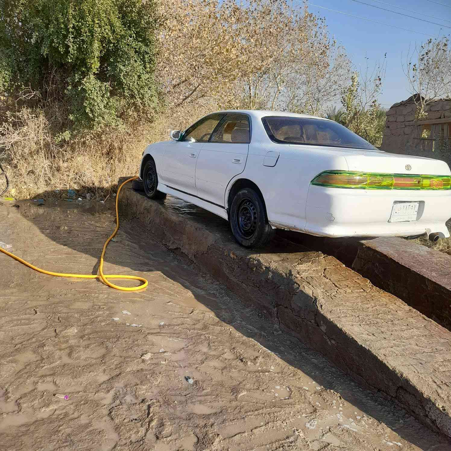 رقم بغداد 

حداديه جديدة

محرك كفالة  

كير كفاله 

مداور شوكت متريد أدور 

مصبوغه عام جمالية 

مكان السيارة النجف ***********

السعر 35 وبيها مجال بسيط النجف, العراق
