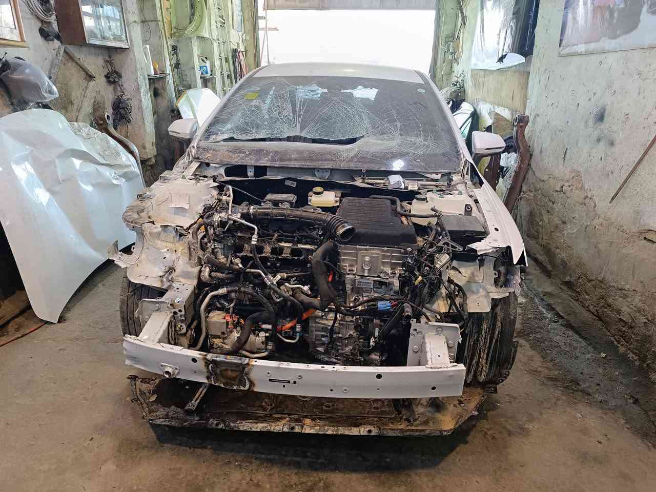 جن بلص موديل 2025 ما ماشيه 1000
كيلو حادث صفحة الحدادية والتكم والاير باك والشاصي كله سليم شغالة طبيعي فقط الكرن مال الشاصي شويه بي انحراف سنتيم واحد وتم تغير ديله والدعاميه والبنيد والجاملغ صار بيهن الحادث معروضه للبيع وصلت 80 ورقه ..للاتصال على هذا الرقم ***********
