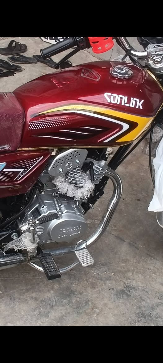 ماطور البيع موديل 2025 سونيك 5گير جديد سعرة 725بية مجال رقم ***********
