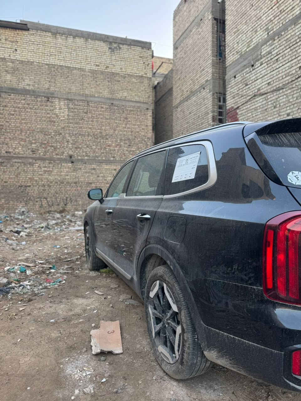 كيا تيلورايد 2024 حادث بنيد وجاملغ ومبدل اصلي نفس لون فقط بنيد ضربته كلير وجوانب صبغ بسبب خدوش فئه S مواصفات معروفه رقم مميز 84455 سعر 278$
رقم هـ*********** موقعي بغداد بلديات
