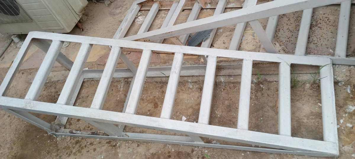 السلام عليكم هذي رمبات مال سياره فولاذ سعر 300 ألف و بيهن مجال ***********
