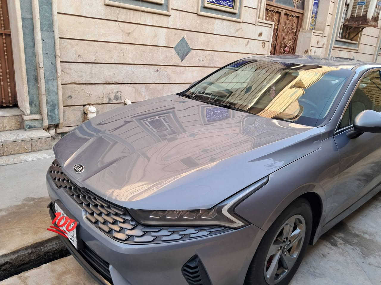 سياره للبيع او مراوس بسياره عاليه سورنتو او دورنكو 
كي فايف موديل ٢١ سياره جاهزه كير ومكينه وكشر بيها فقط باب وجاملغ الفحص كدامكم 
للإستفسار التواصل ع الأرقام التاليه
***********
***********

