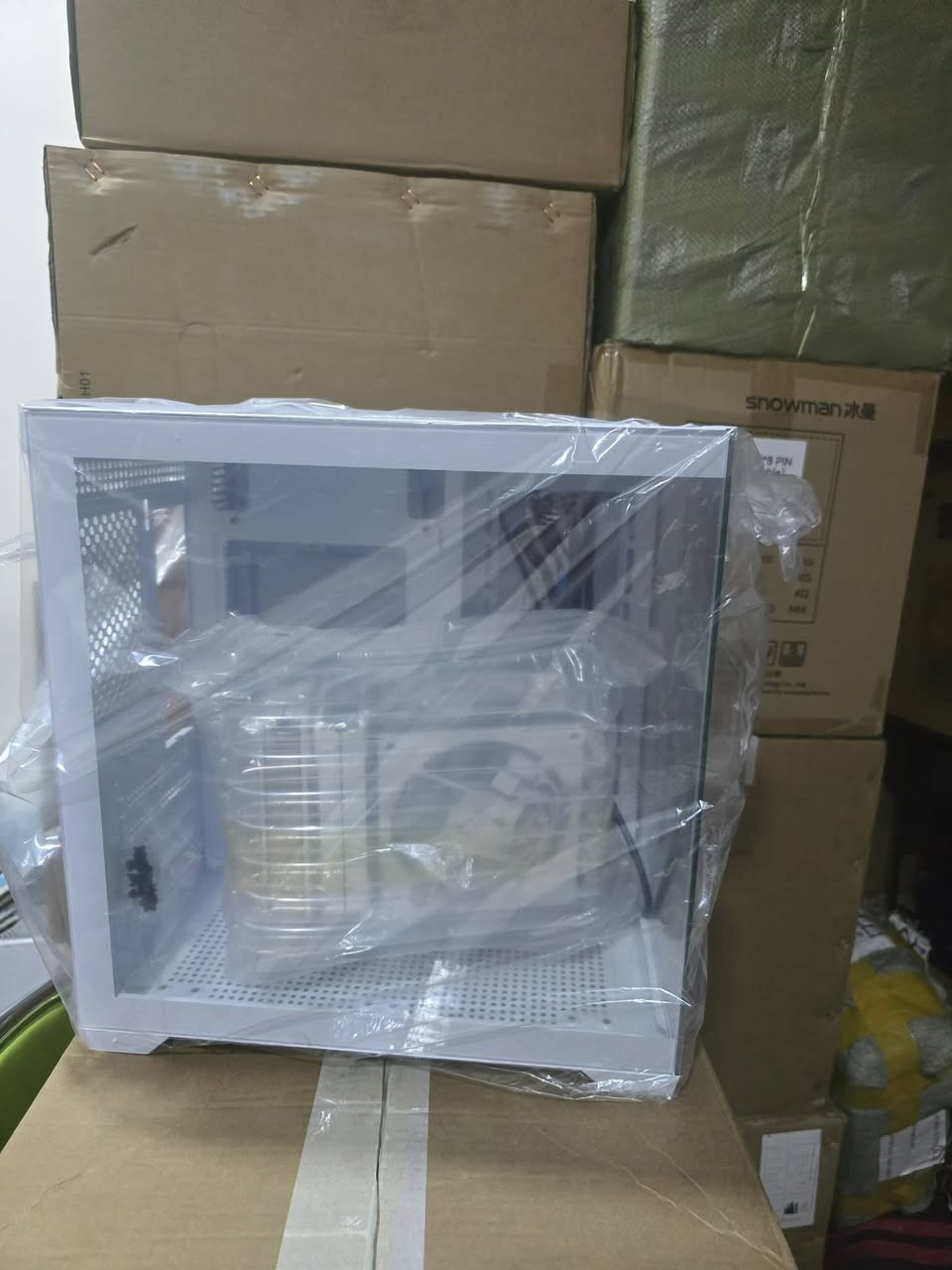 السلام عليكم، عندي هاي القطعات للبيع
Motherboard ASRock B550M PRO SE
جديدة — 180 ألف

Motherboard X99
جديدة — 50 ألف

Case Snowman
ويا 5 الفانات، جديد وما مستخدم — 100 ألف

SSD NVMe Kingston 1TB
جديد — 180 ألف

Power Supply Delta 750W Premium Plus 80
جديد — 100 ألف

السعر بيه مجال للمفاصلة لكل قطعة، وإذا تاخذهن كلهن أسويلك سعر زين.
توصیل متوفر لكل المحافظات


**إذا كنت صاحب هذا الإعلان وتريد حذفه لأي سبب، رجاءا أرسل رسالة إلى الدعم الفني**