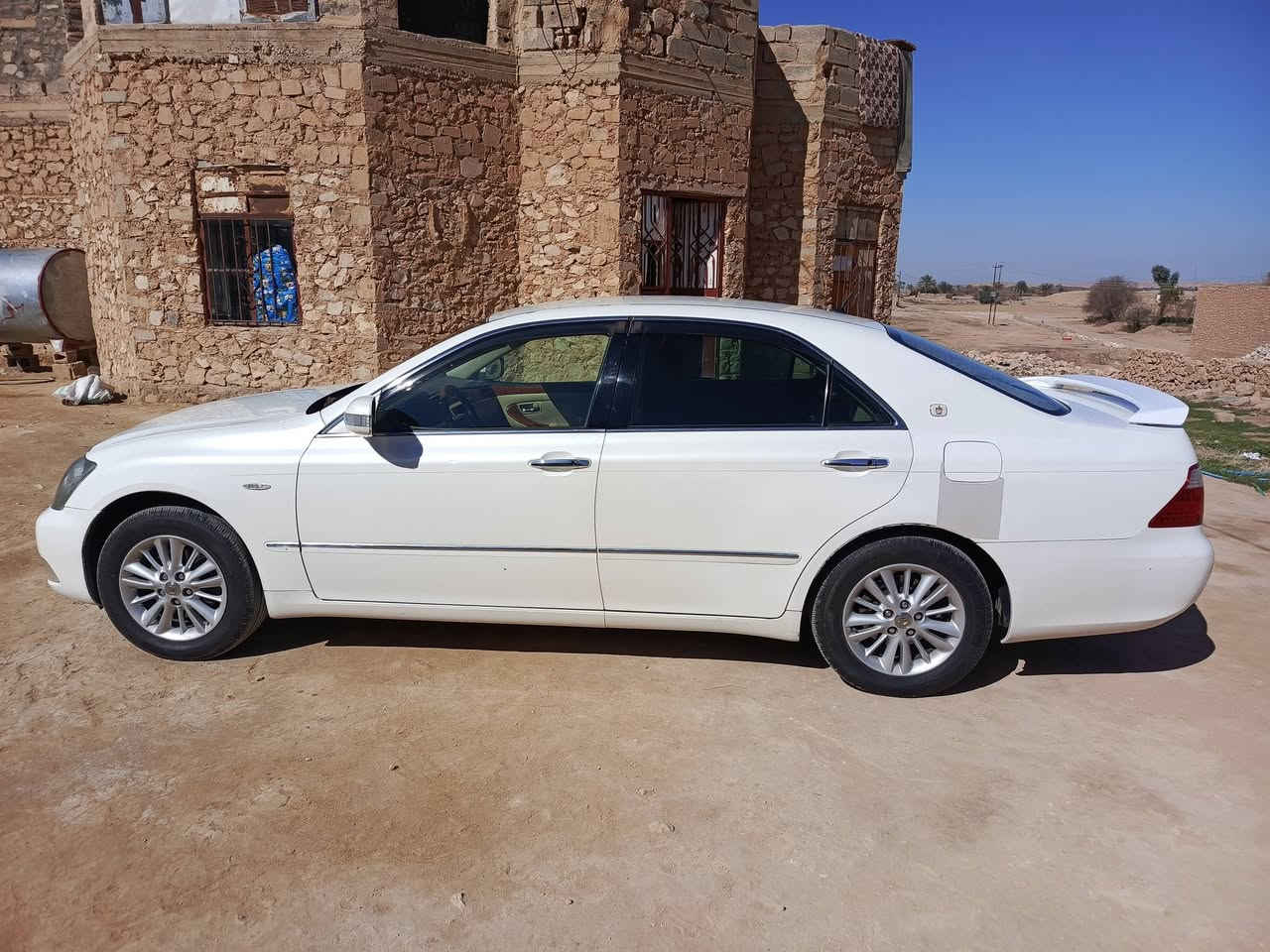 سلام عليكم اوان شاهينه موديل 2006 فول مواصفات 5بصمات محرك ديفور كبير دواخل بيجي تبريد عل سويج تدفئه شغاله ترهم مراوس عله بيت او فلوس  اشراي هاذرقمي ***********
