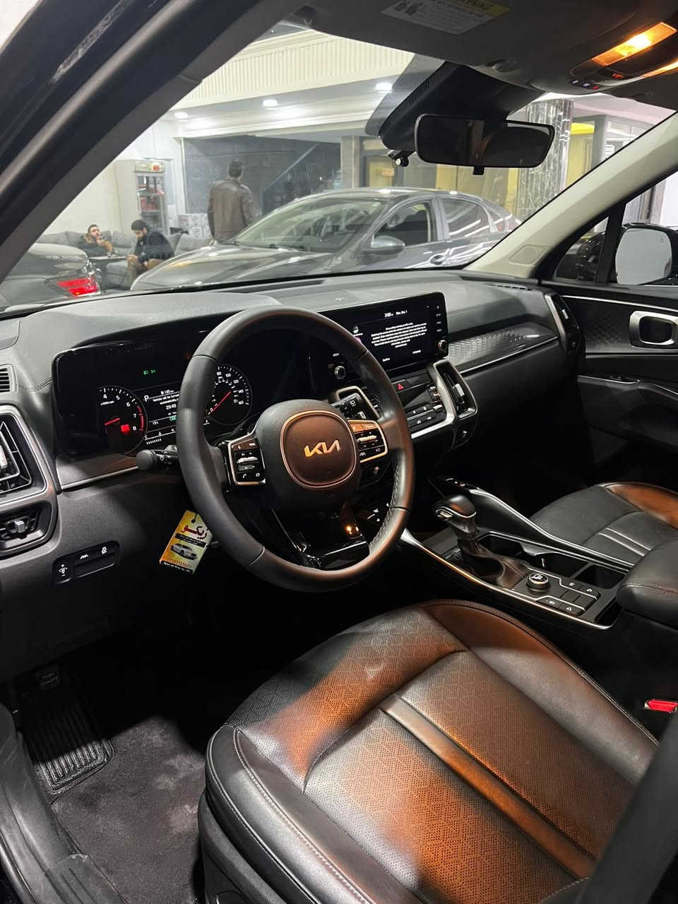 🚗  Kia Sorento 2023 (VIN: 5XYRL4LC5PG219343)
للبيع: كيا سورينتو 2023 – فئة S

🔹 المواصفات الأساسية:
 • محرك 2.5 لتر بنزين
 • ناقل حركة أوتوماتيك
 • دفع أمامي FWD
 • شاشة كبيرة + كاميرا خلفية
 • 3 صفوف مقاعد – 7 ركاب
 • نظام أمان كامل (Airbags – ABS)
 • كروز كونترول
 • سنسرات خلفية
 • دخول وتشغيل بدون مفتاح (Keyless)
 • تكييف أمامي وخلفي
 • جنط ألمنيوم

🎨 اللون الخارجي: أسود
🪑 الداخلية: أسود

📍 السيارة دخول جديد و رقم کاتی دهوك  

مکان سیارة دهوك 
‎‏‎سیارة بدون رقم تترقم شمالي 

⸻

🛠️ حالة السيارة:
 • صبغة قطعة واحدة فقط
 • الصبغ: جاملخ أمامي جانب نفر
 • باقي السيارة فابريكة بالكامل

⛽ المسافة: 30,000 ميل فقط

📞 للمزيد من المعلومات يرجى الاتصال:

***********

⸻
