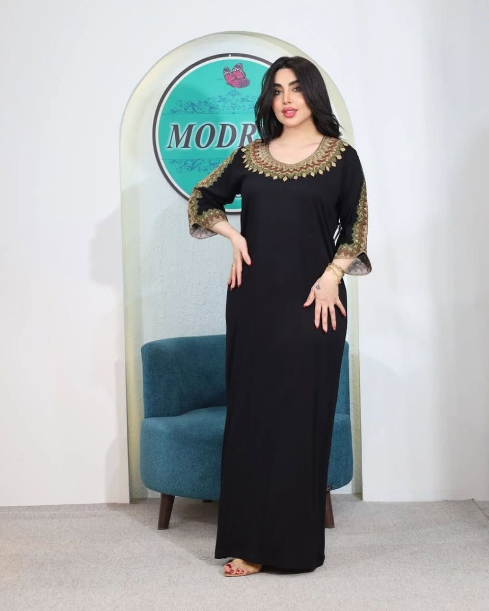 #تخفيضات_اخر_الدرازن 

دشداشة كشمير مطاط الأصلي 

تطريز غباني صدر وردن

القياسات/  L XL XXL 

سعر الدرزن 125

اقل طلب نص درزن


**إذا كنت صاحب هذا الإعلان وتريد حذفه لأي سبب، رجاءا أرسل رسالة إلى الدعم الفني**