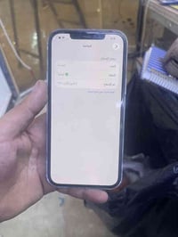 السلام وعليكم 12 برو ماكس ٢٥٦ بطاريه ٩١ مبدل شاشه اصليه من ابل فقط سعر...