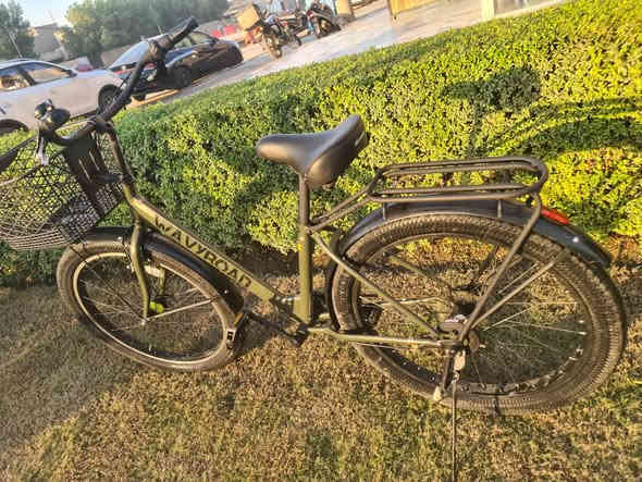 السلام عليك 
للبيع كسر باله نظيفه جداً
 دراجه هوائيه WAVYROAD  
قطعه نادره وتتحمل اوزان ثقيله كله ختم واحد  
سستم المكينه خلفي امامي SHIMANO.SIS.EQUIPPED
التايرات من ماركه KANDE نقش على كامل التاير 
الكشن طبي من ماركه MARUISHI وبي دبلات
الحجم 26 مكتوب عليه بس هو مهجن 28 
السله من ماركه PANASONIC
لايت حساس على مكينه الويل الاماميه
مكينه ويل امامي خلفي سستم SHIMANO
هواي صفات مذكرته حته لا اطول متكامل من كل الجوانب و كلشي بي من ماركه معينه السعر 300 وبي مجال 
للاستفسار ***********
