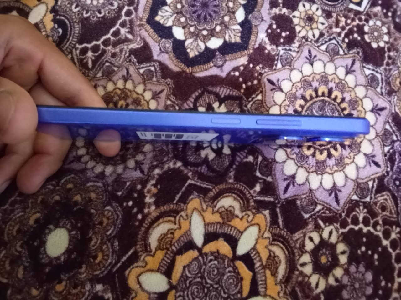 نوت 15C/ذاكره 256 
تلفون بعده جديد  معا باكيته ملحقات
سعر 250بي مجالي الرمادي شارع 40


**إذا كنت صاحب هذا الإعلان وتريد حذفه لأي سبب، رجاءا أرسل رسالة إلى الدعم الفني**