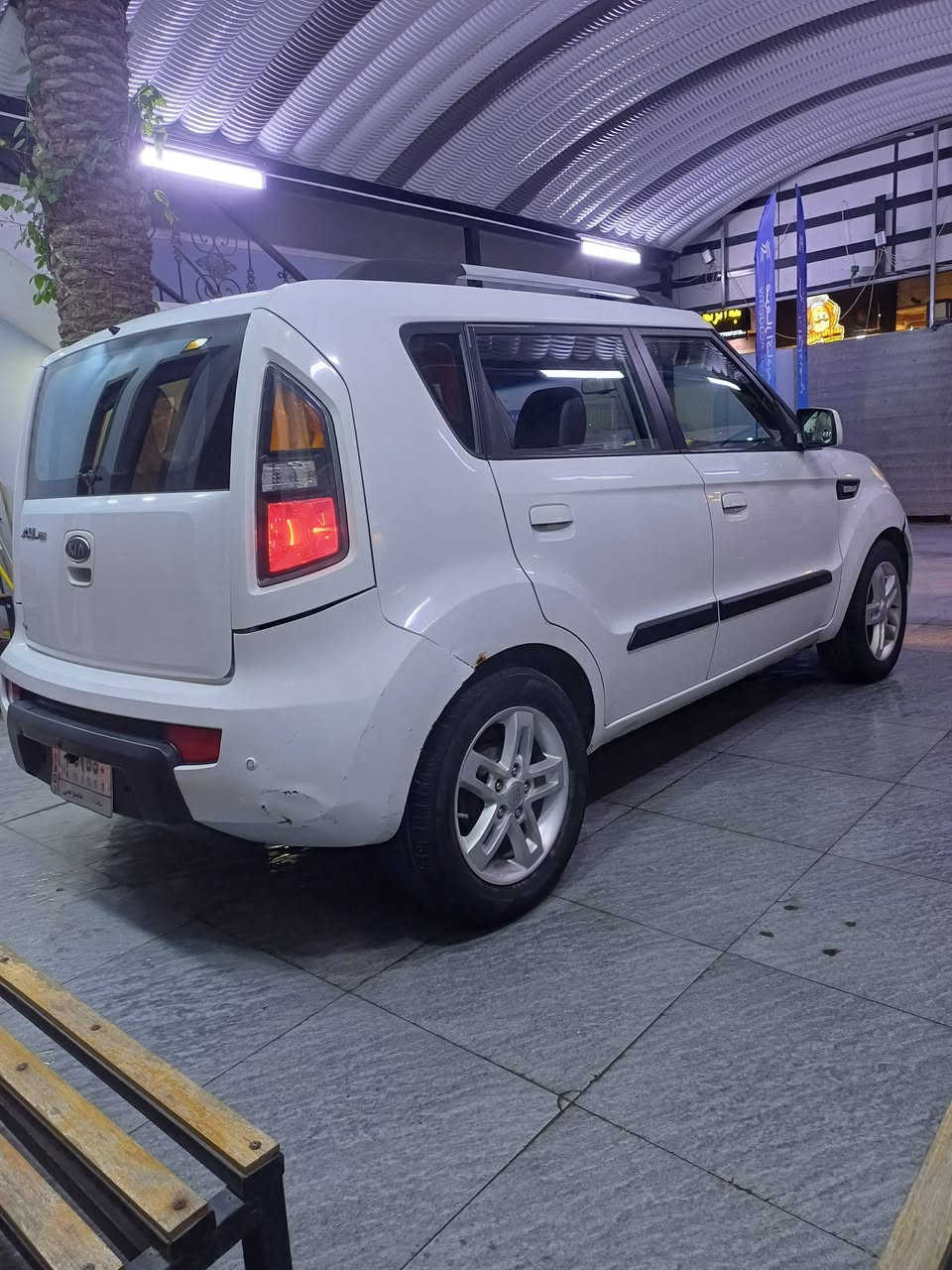 السلام عليكم كيا صول ٢٠٠٩ خليجي
محرك ١٦٠٠ دوش سيارة جديدة مال بيت نظيفة جدا 
رايدها قفل قفل قفل ب٩٥ مايعجبك السعر لا تكسر بحلال العالم.
***********
مكان السيارة بغداد الامين الثانية.
