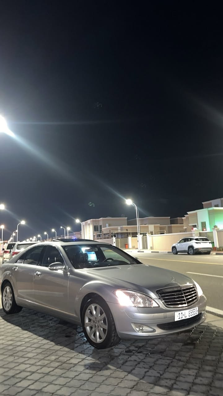 السلام عليكم
للبيع او مراوس حسب القناعة
مرسيدس S350
6 سلندر تنفس طبيعي
2007 وارد يابان 
بيه نص قماره صبغ اثر جراد وبيه بارد اربع اصابع بل جاملغ الكدام
الباقي كفاله شرط الفحص كير مكينه شرط الفحص
حداده جديده تخم تاير جديد
تبريد ثلاجه جنطه شفط السياره نضيفه استخدام شخصي
مامتعوبه مانقصه شي غرفتها بل لايلون
كشنات كهرباء وخزن ميموري 
باب قصير مواصفاته معروفه ماحاجه اذكر 
السياره ماشيه 182 الف كيلو حقيقي 
العنوان البصره مدينه النرجس
سعر السياره 195 وبيه مجال شي قليل لحد يقارنه بل راكضات السياره جديده واخت الزيرو
رقم بغداد الجديد تحويل وكاله موجود 
*********** وتساب واتصال
