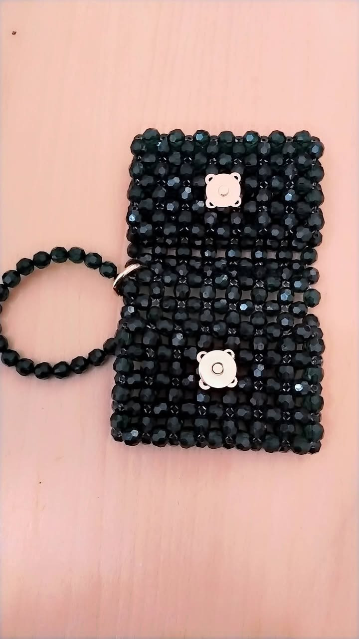 كاردهولدر 
٢في ١ لحمل بطاقات كي كرد ونقود 
يوجد توصيل لجميع محافظات العراق ٥ وداخل هيت


**إذا كنت صاحب هذا الإعلان وتريد حذفه لأي سبب، رجاءا أرسل رسالة إلى الدعم الفني**