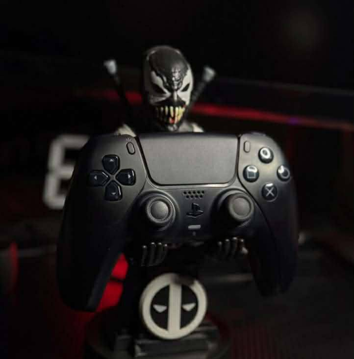 بلي5 فات نسخة القرص نضافة 100% وطبعا ما مفتوح مع كافة ملحقاته الاصلية والكارتون ومع 2 جوستك  ❤️

كذلك يحتوي على 35 لعبة مملوكة وبعضهن محملات جاهزة والقسم الثاني بمكتبة الالعاب شوكت ميعجبك تحمل منهة 🔥

الالعاب 👇

1- Spider man 1 remastered
2- Spider man miles morales
3- Call of Duty Modern warfare remastered
4-  Call of Duty Modern warfare 2 remastered
5-  Call of Duty WW2
6- Homefront revolution
7- Mortal kombat 11
8- Doom eternal
9- Borderlands
10- Borderlands 3
11- The evil within 2
12- The last of Us 1
13- Assassins creed Valhala
14- Assassins creed origins
15- Assassins creed odyssey
16- Mafia 1
17- Mafia 2
18- Mafia 3
19- Ghost recon breakpoint
20- Ghost recon wildlands
21- Battlefield 1
22- Need for Speed hot pursuit
23- Watch dogs legion
24- The division
25- The witcher 3
26- Metro exodus
27- Metro redux
28- Metro 2033
29- Farcry 5
30- Farcry new dawn
31- Star wars battlefront
32- Battlefront 1
33- Battlefront 2
34- Fallout 4
35- Unravel 2

السعر : 750 الف 🔥

*توصيل متوفر لكل المحافظات العراقية ❤️


**إذا كنت صاحب هذا الإعلان وتريد حذفه لأي سبب، رجاءا أرسل رسالة إلى الدعم الفني**