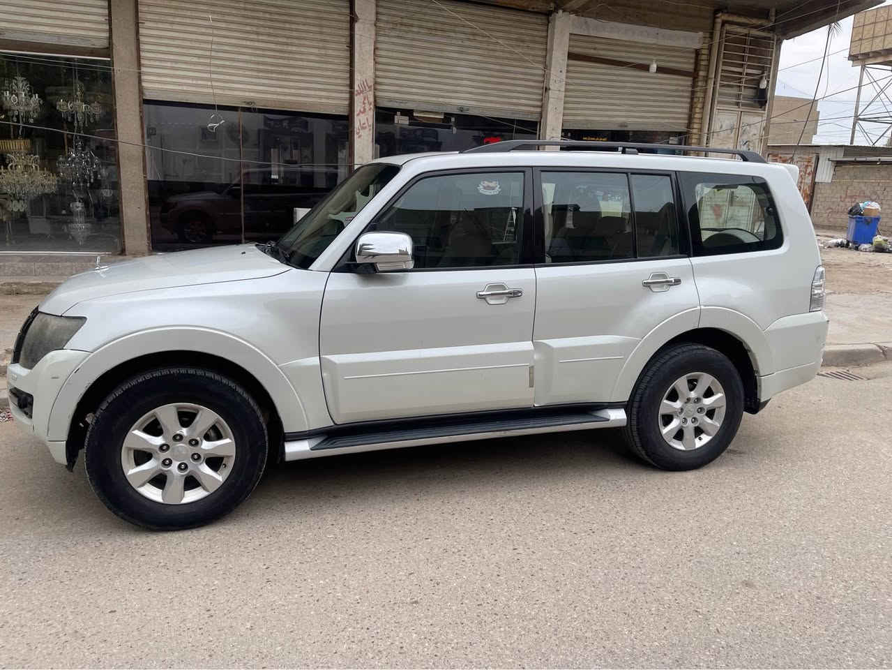 محرك v6 3.500 المرغوب
ماشيه 147 كيلومتر
رقم بغداد مداوم ثاني يوم
گير و مكينه مكفول 
شاصي مكفول
تبريد ثلاث قطع
فورويل دفع رباعي 4*4
مانع انزلاق
كشنات كهربائي جلد
فتحة سقف
دمام خلفي
فول تحكم استيرن
مرايه شفط
ثلاجه
اشاير بالمرايه مري شفط وترحيب 
7 راكب
ويل 17 
حساس خلفي
بجم 20
ملاحضه/ كفاله عامه من الضربه و الصبغ والبارد والشخوط سياره مابيها اي نقص 
عنوانها بغداد زعفرانيه
***********
*********** بغداد, العراق
